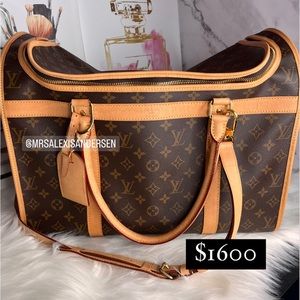 ❌SOLD❌Louis Vuitton Dog Bag / Pet Carrier ! Only $1600